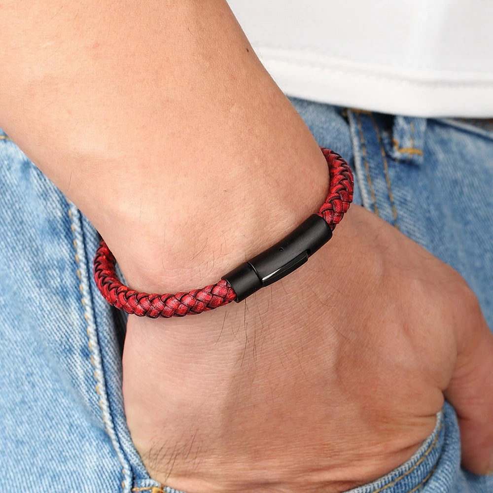 XQNI Classic Men's Leather Bracelet