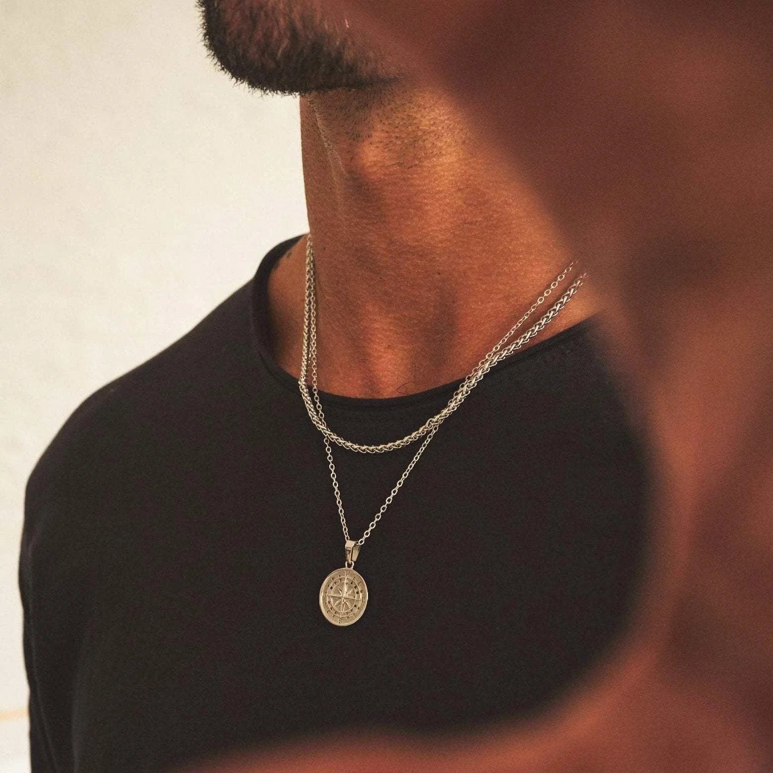 VNOX Layered Sailing Compass Necklace